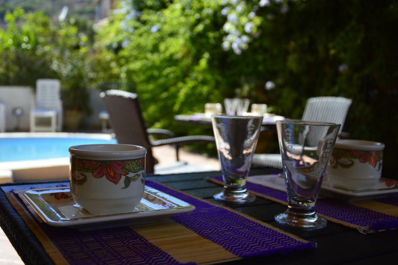 بوسا B&B Villa Elisa المظهر الخارجي الصورة