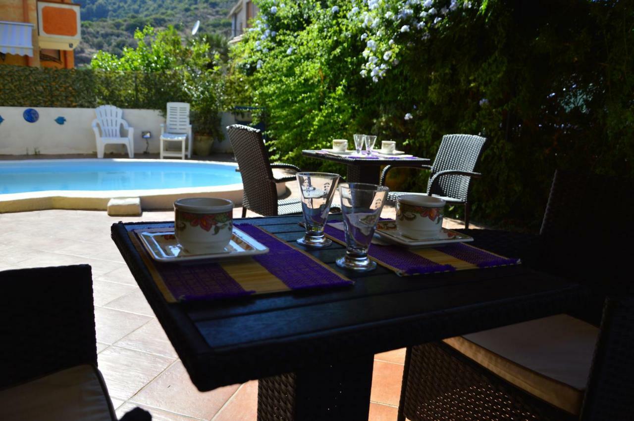 بوسا B&B Villa Elisa المظهر الخارجي الصورة